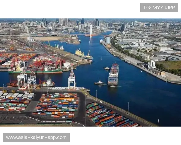 澳大利亚锁定头名出线,全队士气高涨,澳大利亚封锁了吗