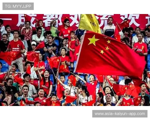 关键进球点燃全场气氛🔥